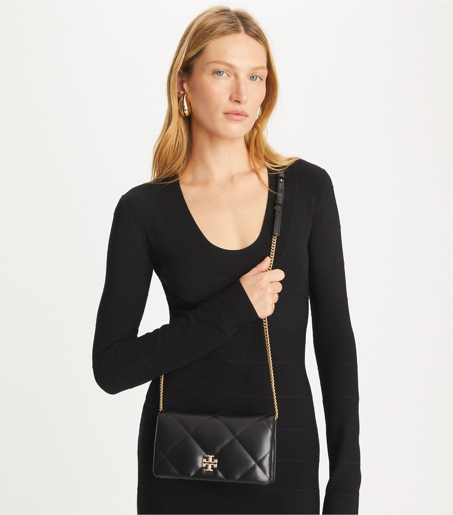 Kira Diamond Quilt Pav�� Logo Crossbody